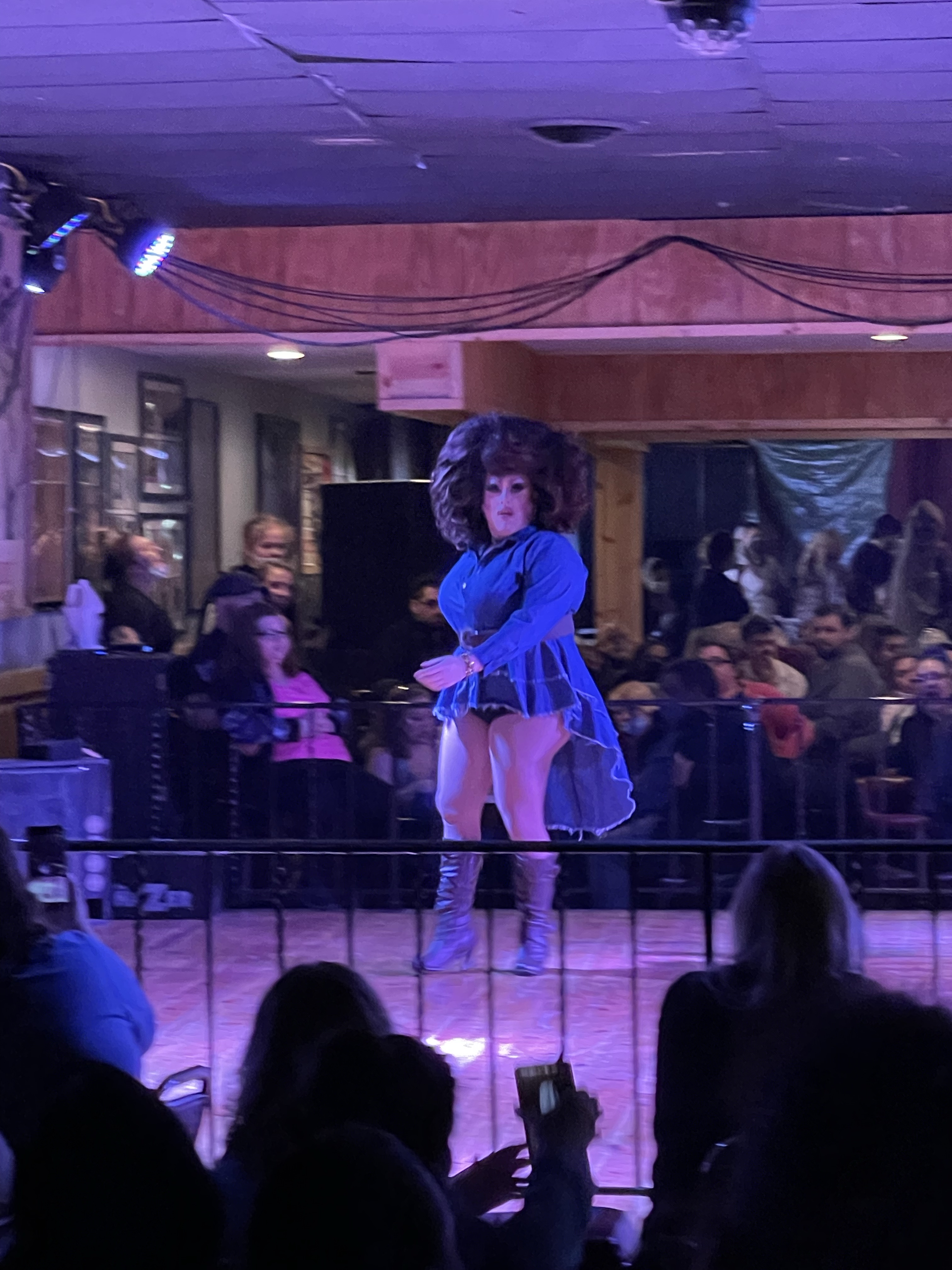 Vivian Vendetta Sinclaire